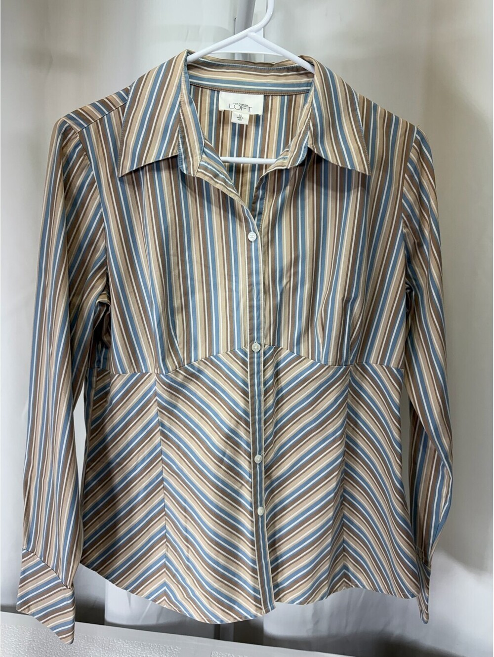 Ann Taylor LOFT Striped Button-Up Shirt Size 10 273D